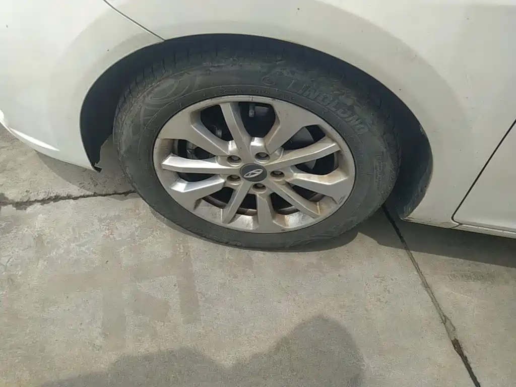 Фото 23 - Chery Arrizo 5