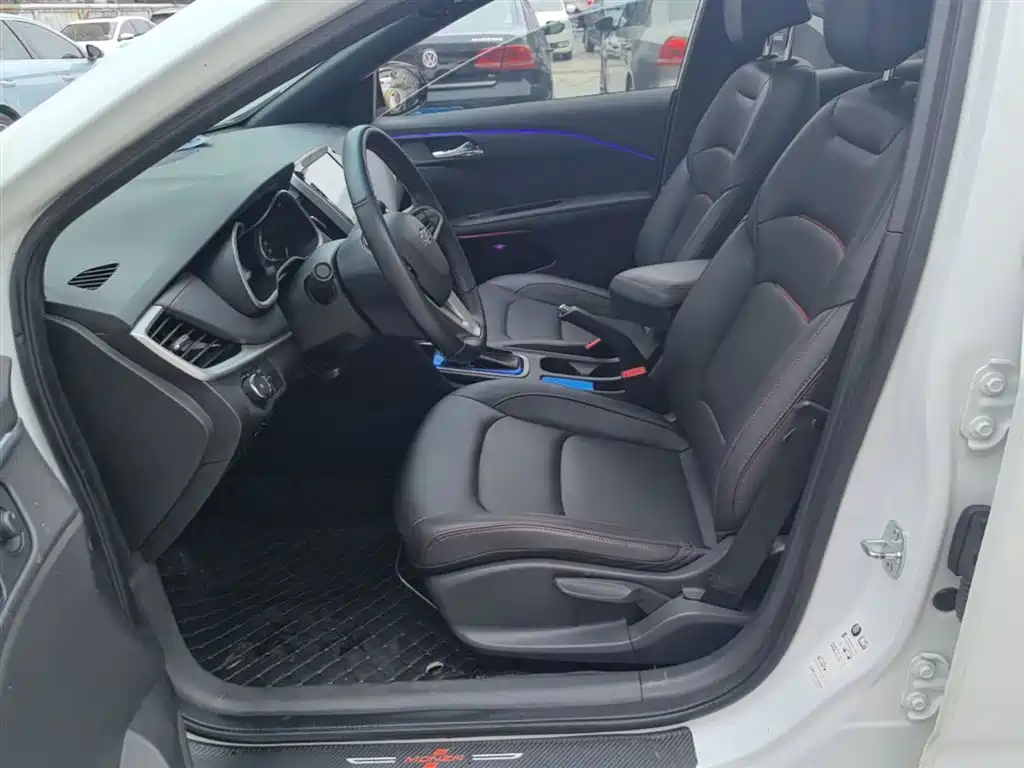 Chevrolet Monza 2019 RS 330T Auto Smooth Edition China VI фото 15
