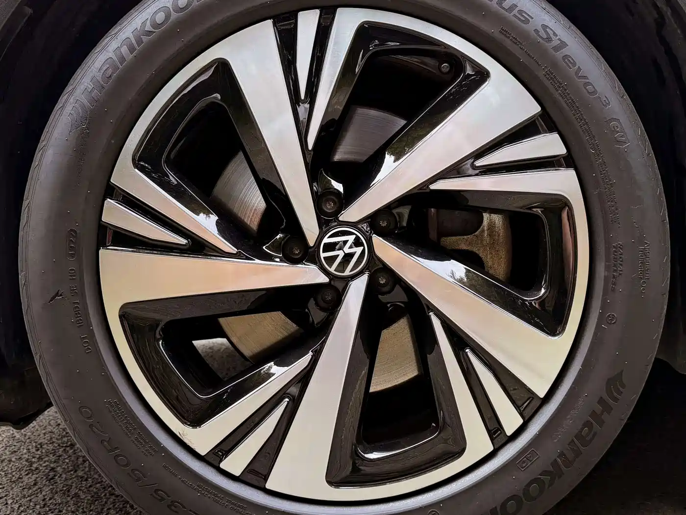 Volkswagen ID.6 CROZZ 2021 Long Range PRO Version фото 16
