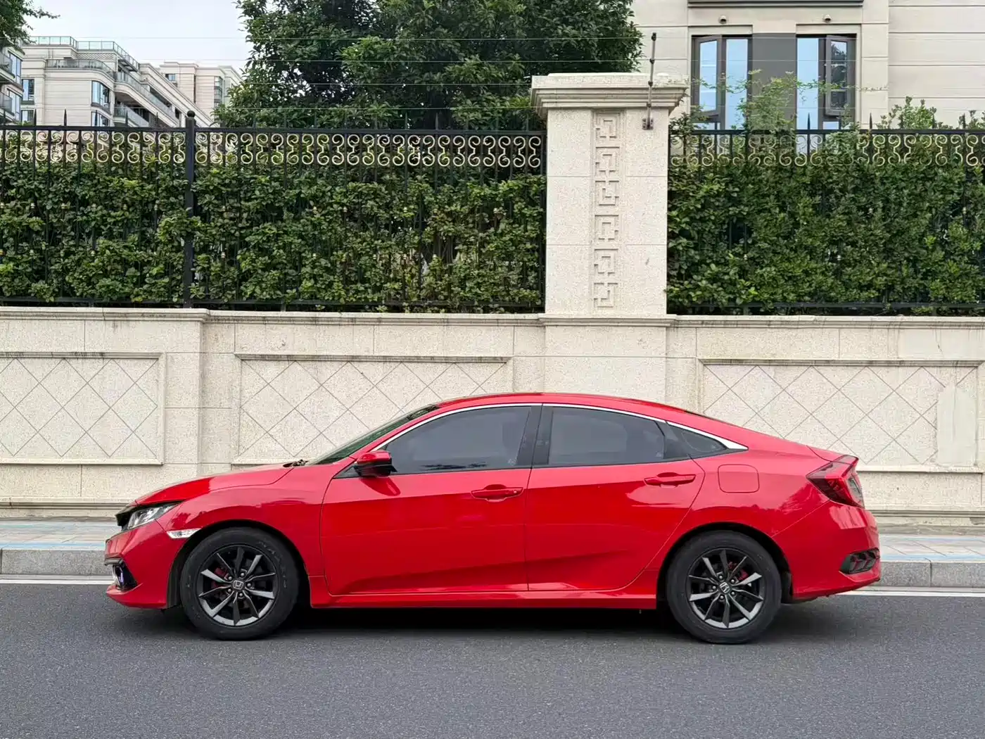 Фото 3 - Honda Civic