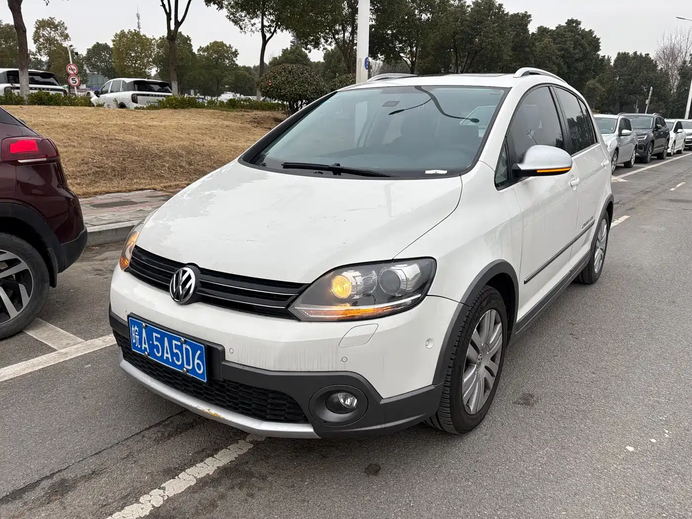 Volkswagen Golf (Import) 2011 1.4TSI Cross Golf
