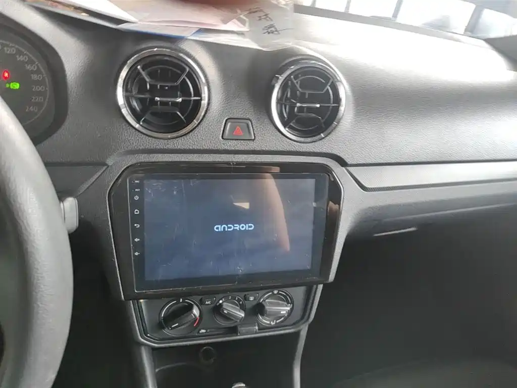 Volkswagen Jetta 2017 1.5L Automatic Fashion фото 13