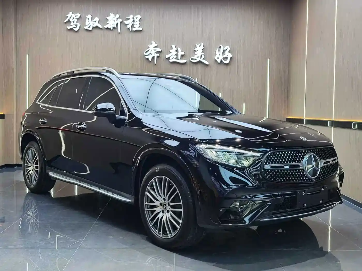 Фото 3 - Mercedes-Benz GLC