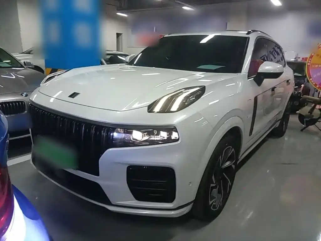 Lynk & Co 09 EM-P 2021