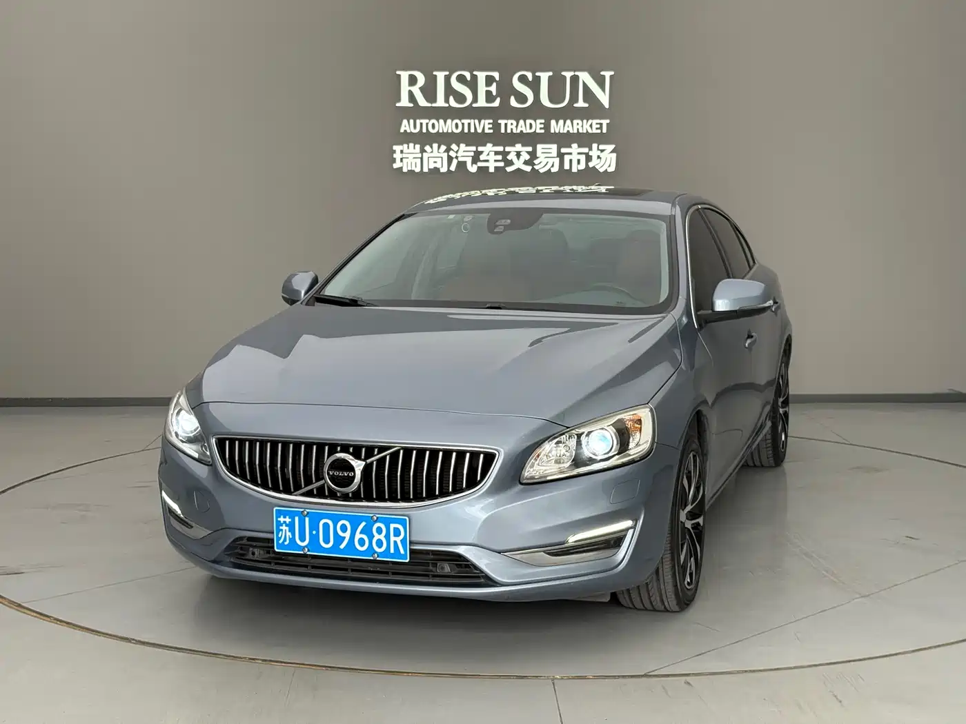 VOLVO S60