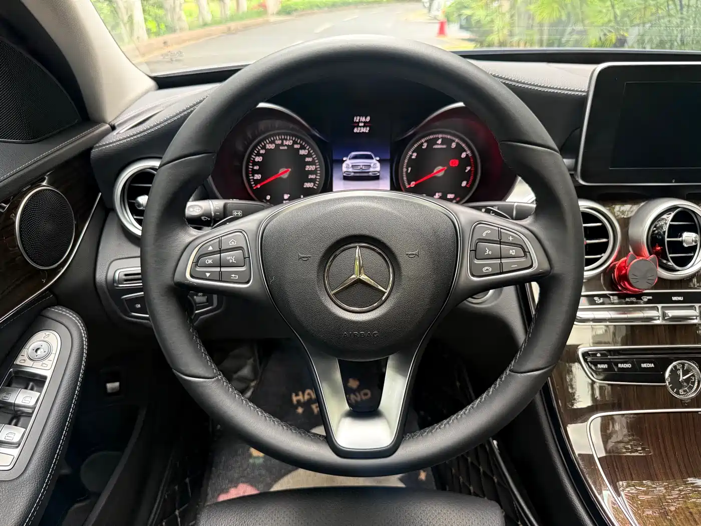 Mercedes-Benz C-Class 2016 C 200 L фото 10