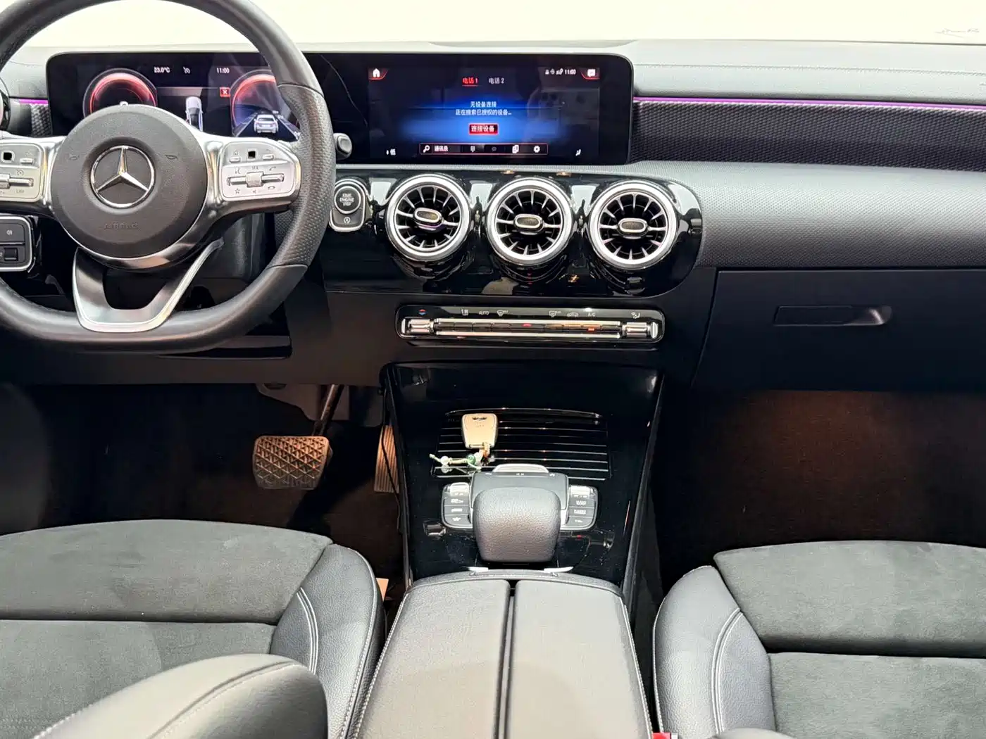 Mercedes-Benz A-Class 2021 A 200 L Sport Sedan Fashion Edition фото 22