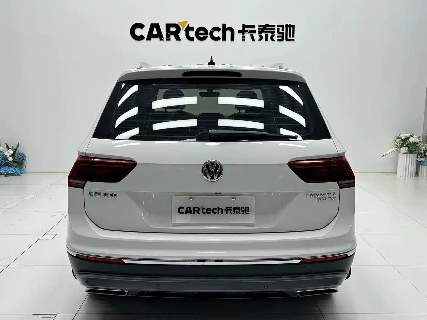 Volkswagen Tiguan L 2017 380TSI Automatic 4WD Luxury Edition фото 13