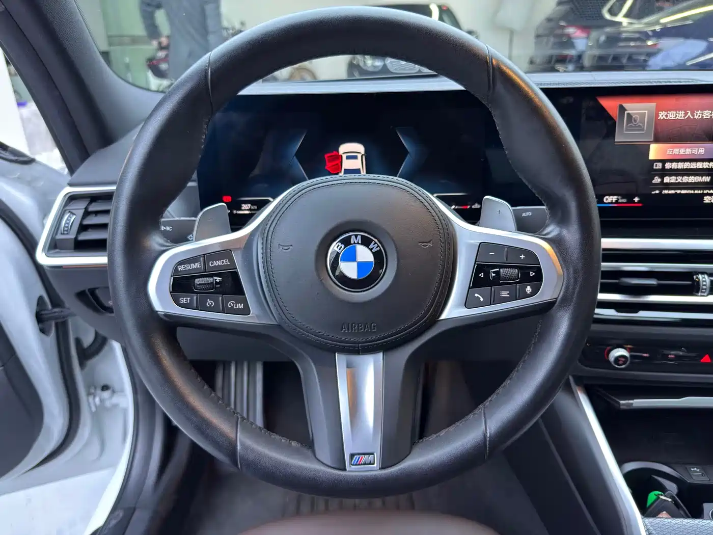 BMW 3 Series 2023 330i M Sport Shadow Edition фото 16