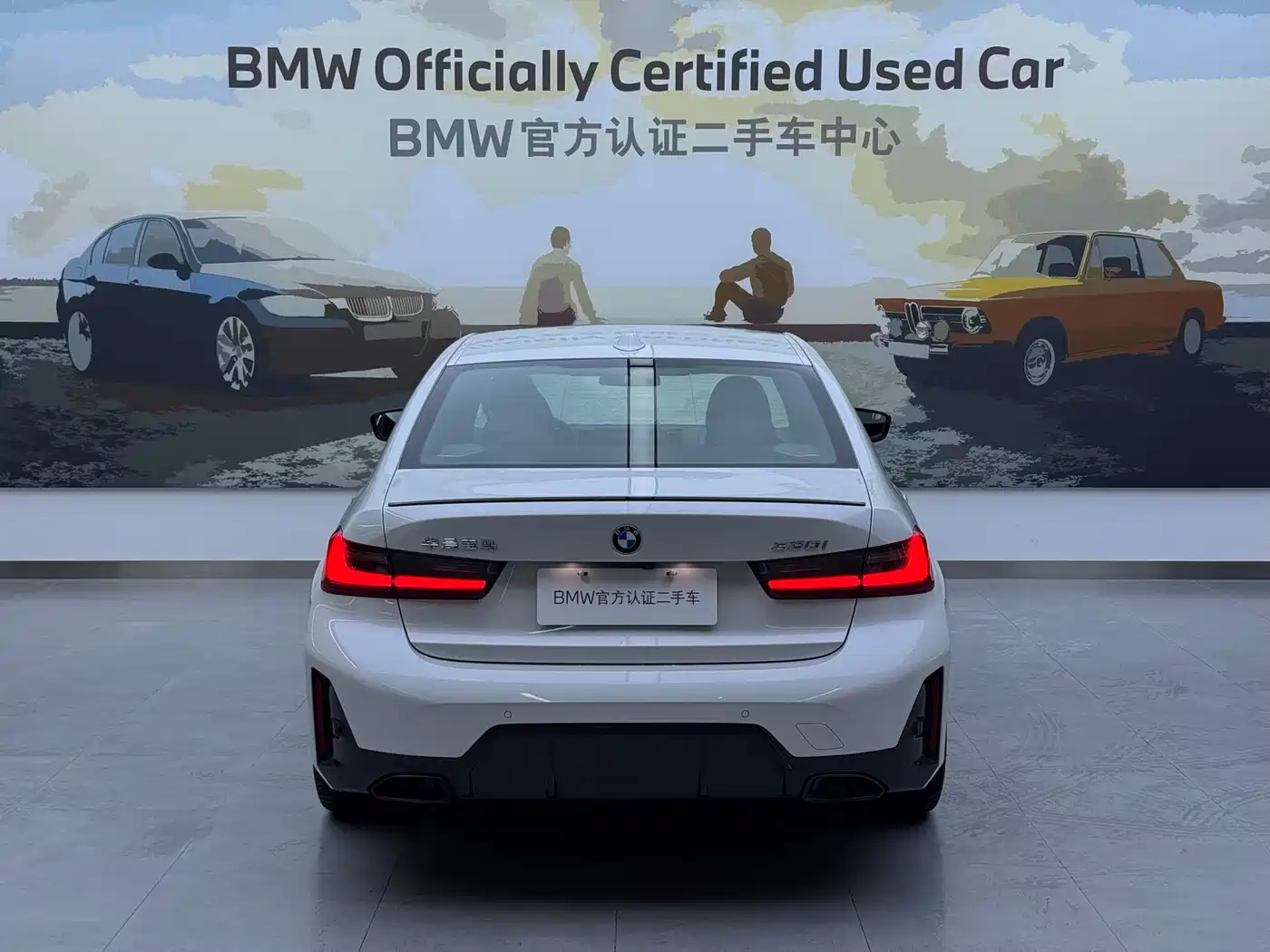 BMW 3 Series 2023 330i M Sport Shadow Edition фото 6