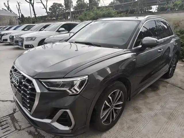 Audi Q3 2022 35 TFSI Fashion Elegance