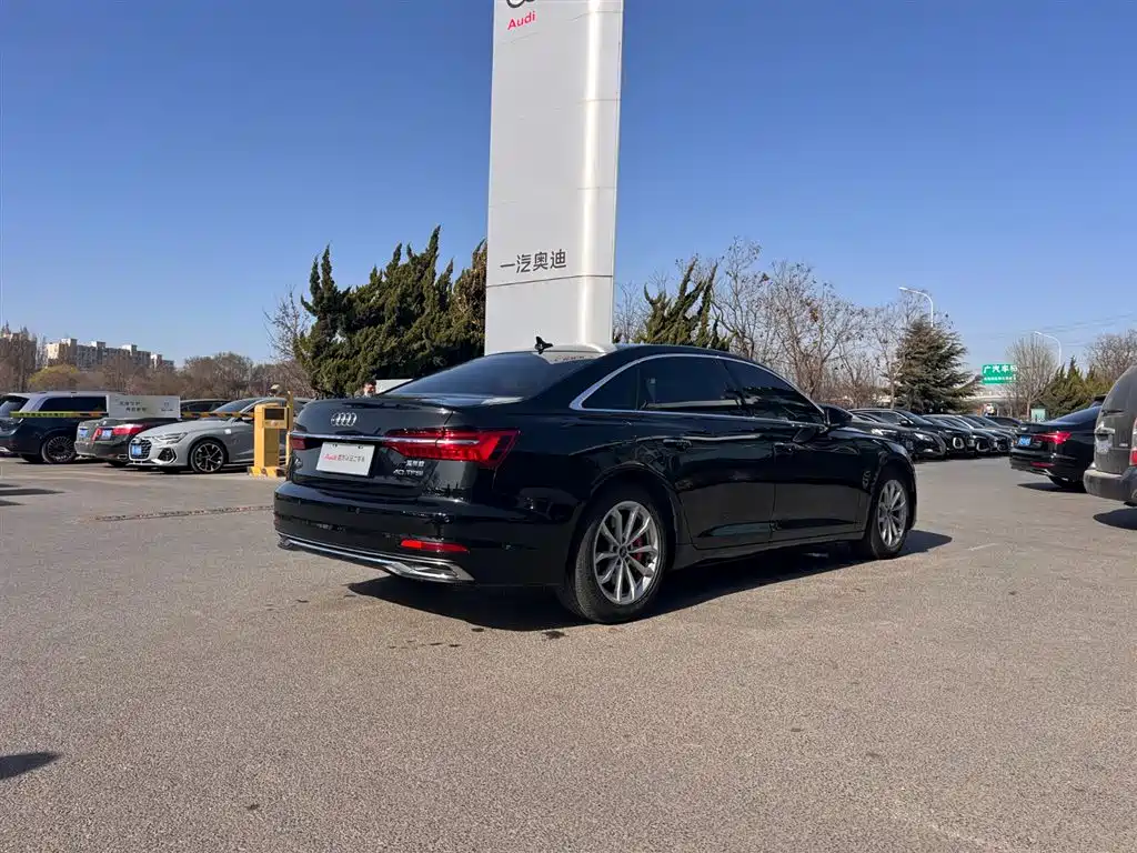 Audi A6L 2023 40 TFSI Luxury Elegance фото 2
