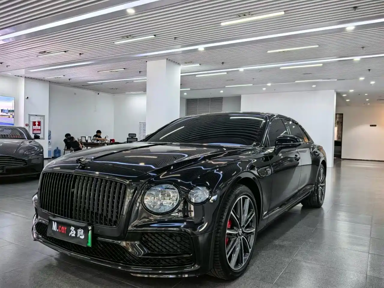 BENTLEY FLYING SPUR PLUG IN HYBRID