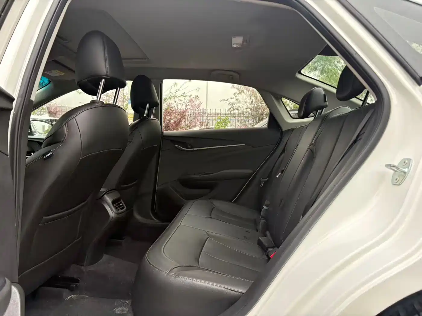 Buick Excelle 2019 18T Auto Connected Elite China VI фото 6