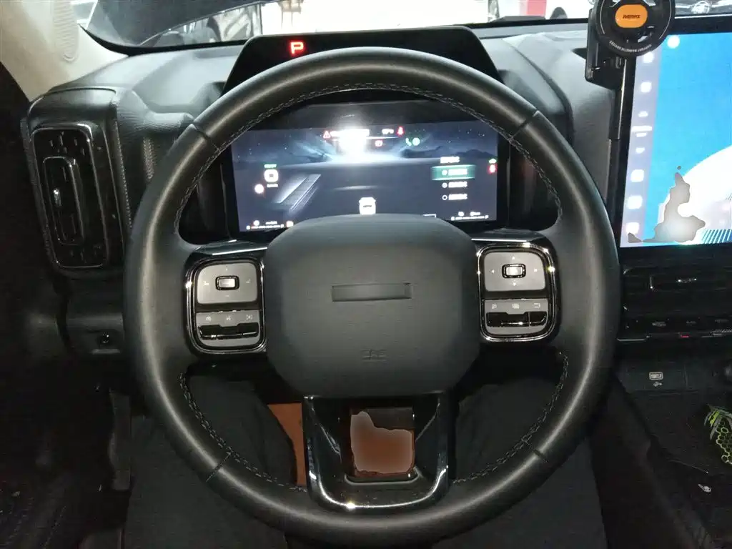 Haval Meng Long NEV 2023 Hi4 102 Explorer Edition фото 11