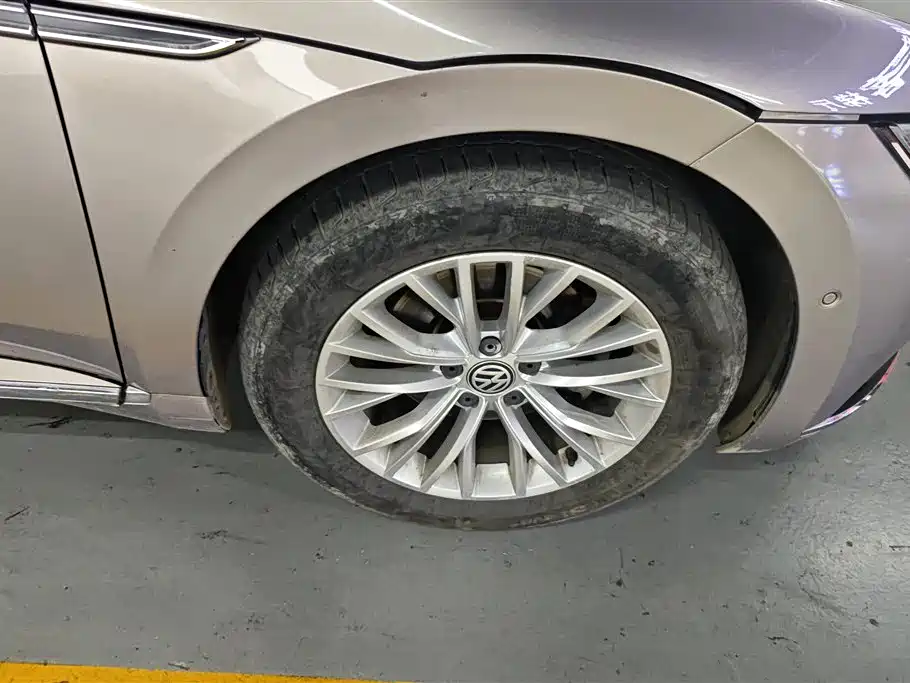 Volkswagen FAW-Volkswagen CC 2019 330TSI Charming Appearance (China V) фото 6
