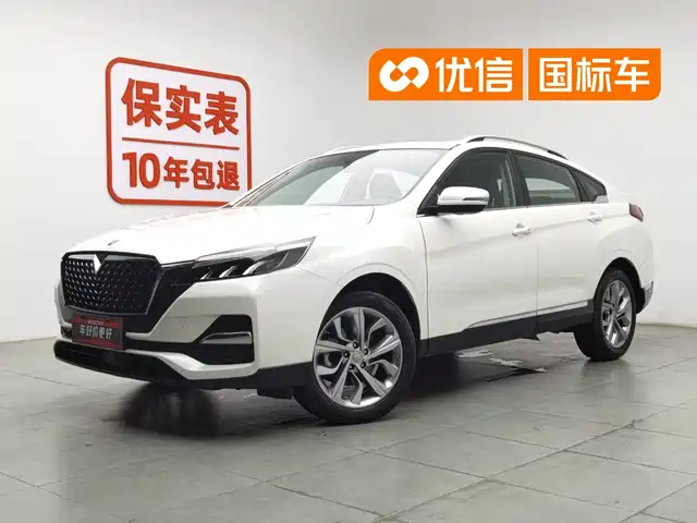 Venucia T90 2020 2.0L CVT Smart Connect Smooth Edition — фото 1