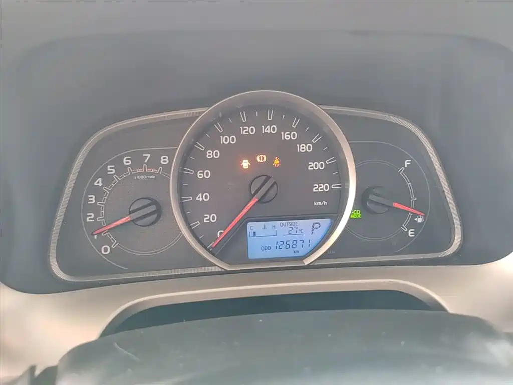 Toyota RAV4 Rongfang 2015 2.0L CVT 2WD Trend Edition фото 12