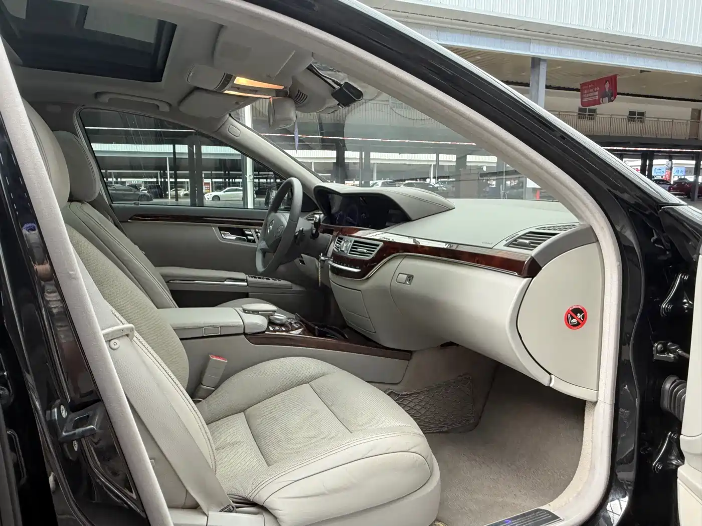 Mercedes-Benz S-Class 2010 S 350 L Luxury фото 23