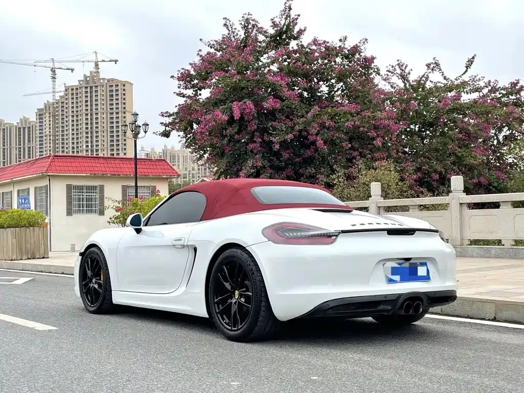 Porsche Boxster 2013 2013 Boxster 2.7L