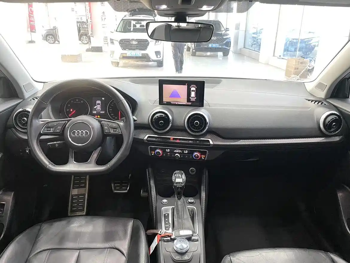 Audi Q2L 2022 35 TFSI Fashion Dynamic фото 9