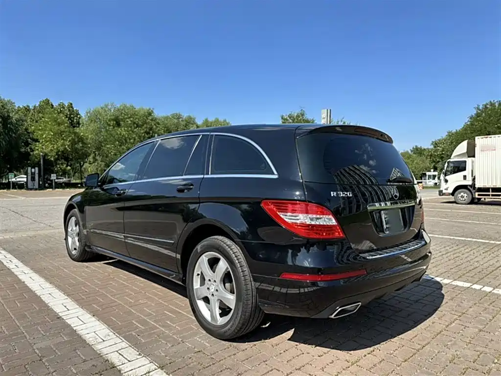 Mercedes-Benz R-Class 2015 R 320 4MATIC Luxury фото 7