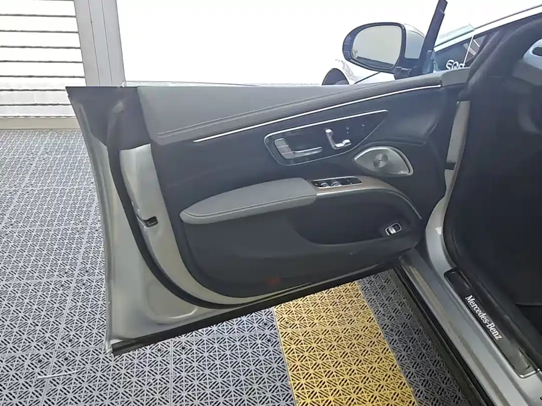 Mercedes-Benz EQS 2023 450+ Pioneer Edition фото 13