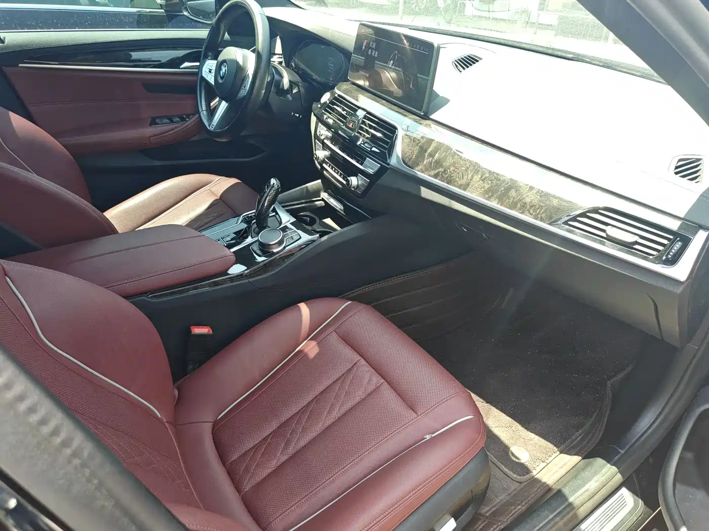 BMW 5 Series 2022 525Li M Sport Package фото 11