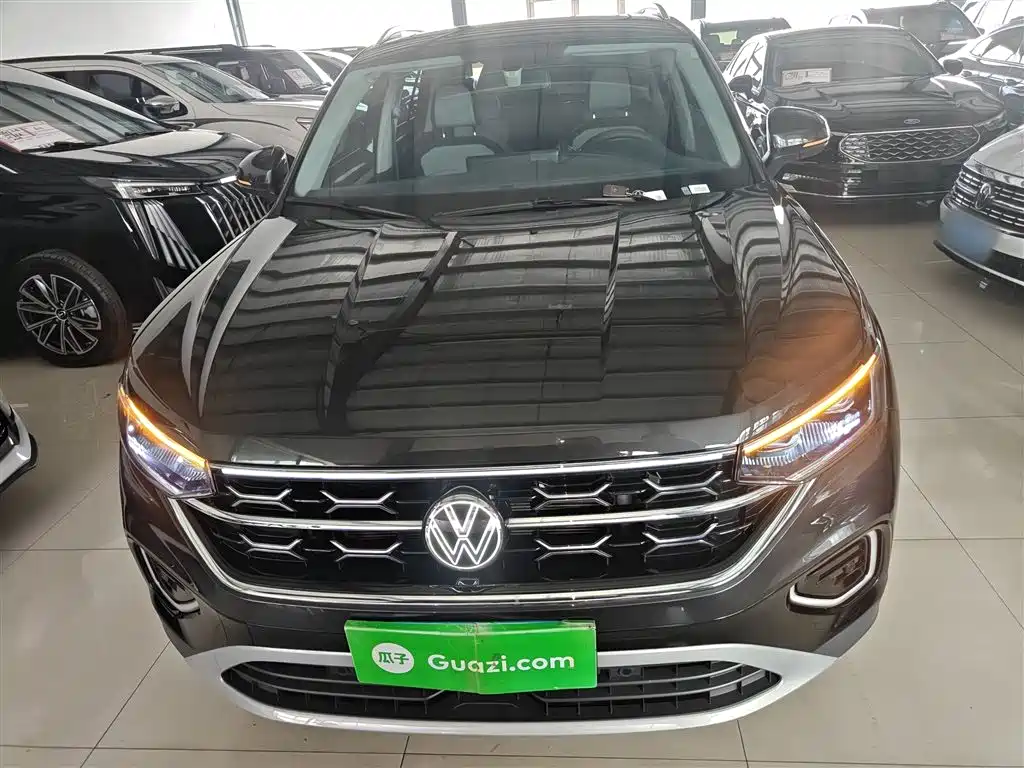 Volkswagen Tayron 2024 300TSI 2WD Luxury Plus Advanced фото 3