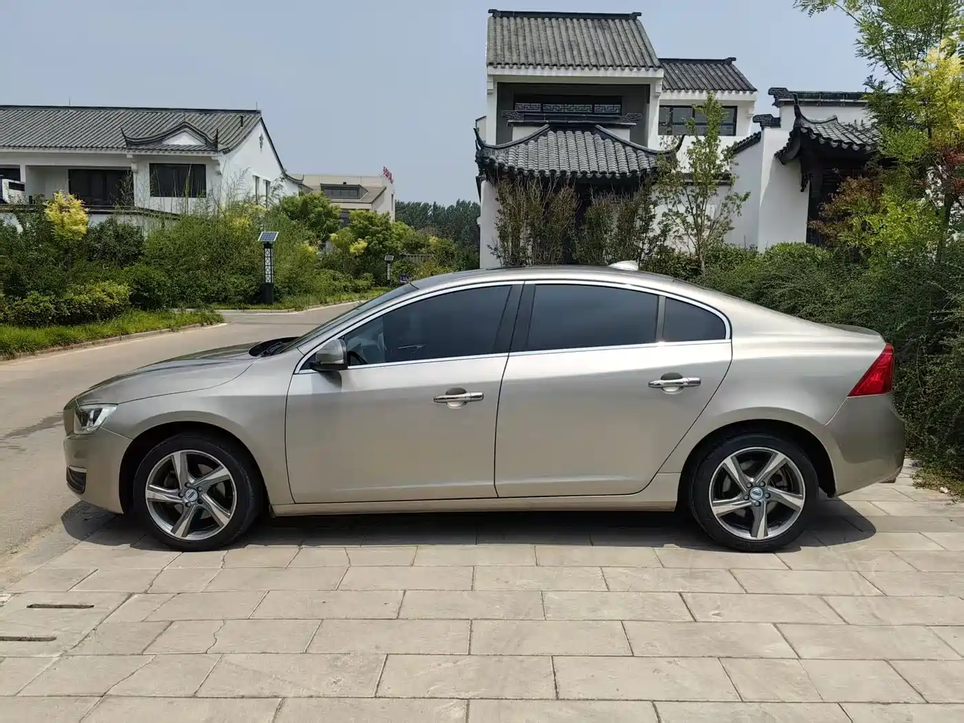 Фото 3 - Volvo S60