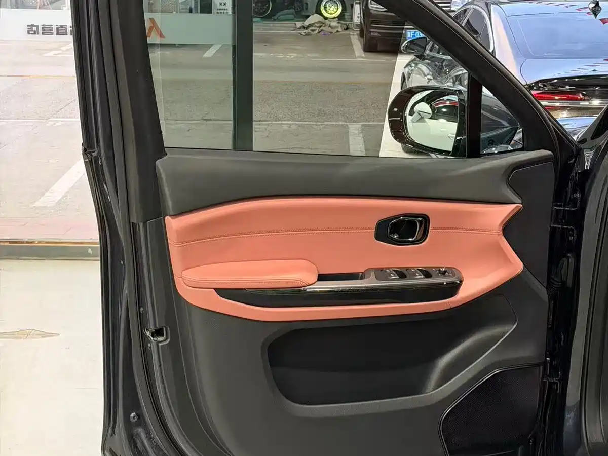 Фото 5 - NIO EC6