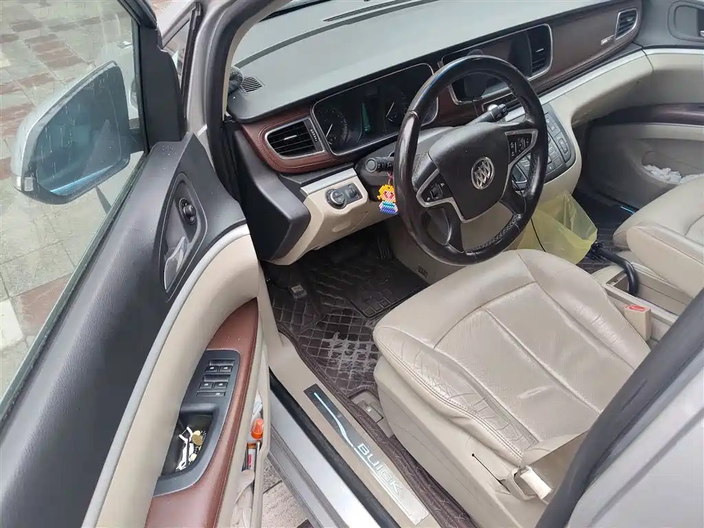 Buick GL8 2014 3.0L XT Luxury Business Flagship фото 14
