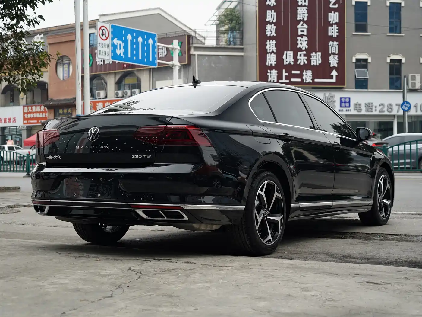 Volkswagen Magotan 2024 2 Million Units Public Sharing Edition 330TSI DSG Luxury фото 9
