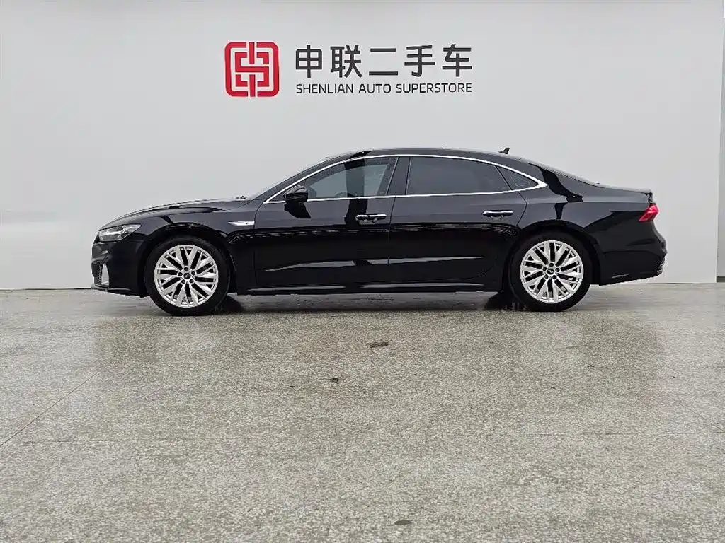Audi A7L 2024 45TFSI S-line Dream Edition Crystal Package фото 5