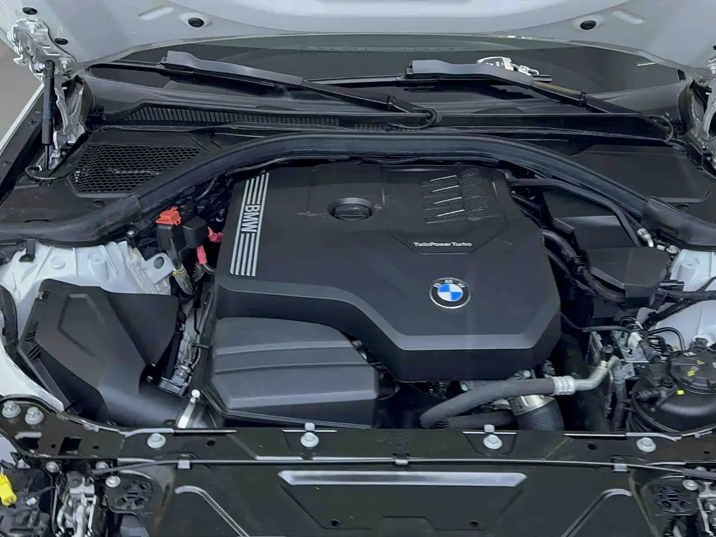 BMW 3 Series 2023 320Li M Sport Package фото 22