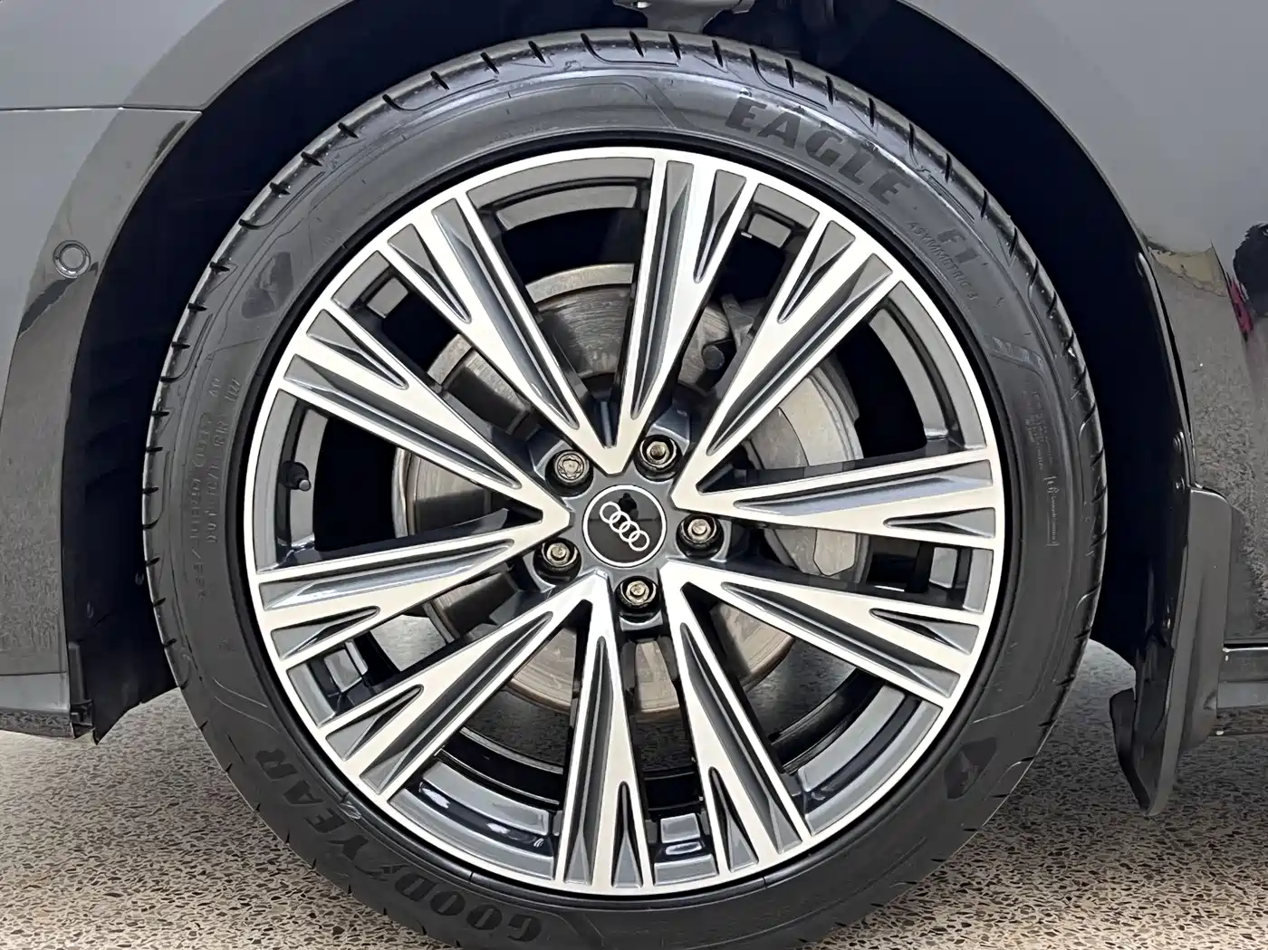 Audi A6L 2022 45 TFSI Premium Dynamic фото 36