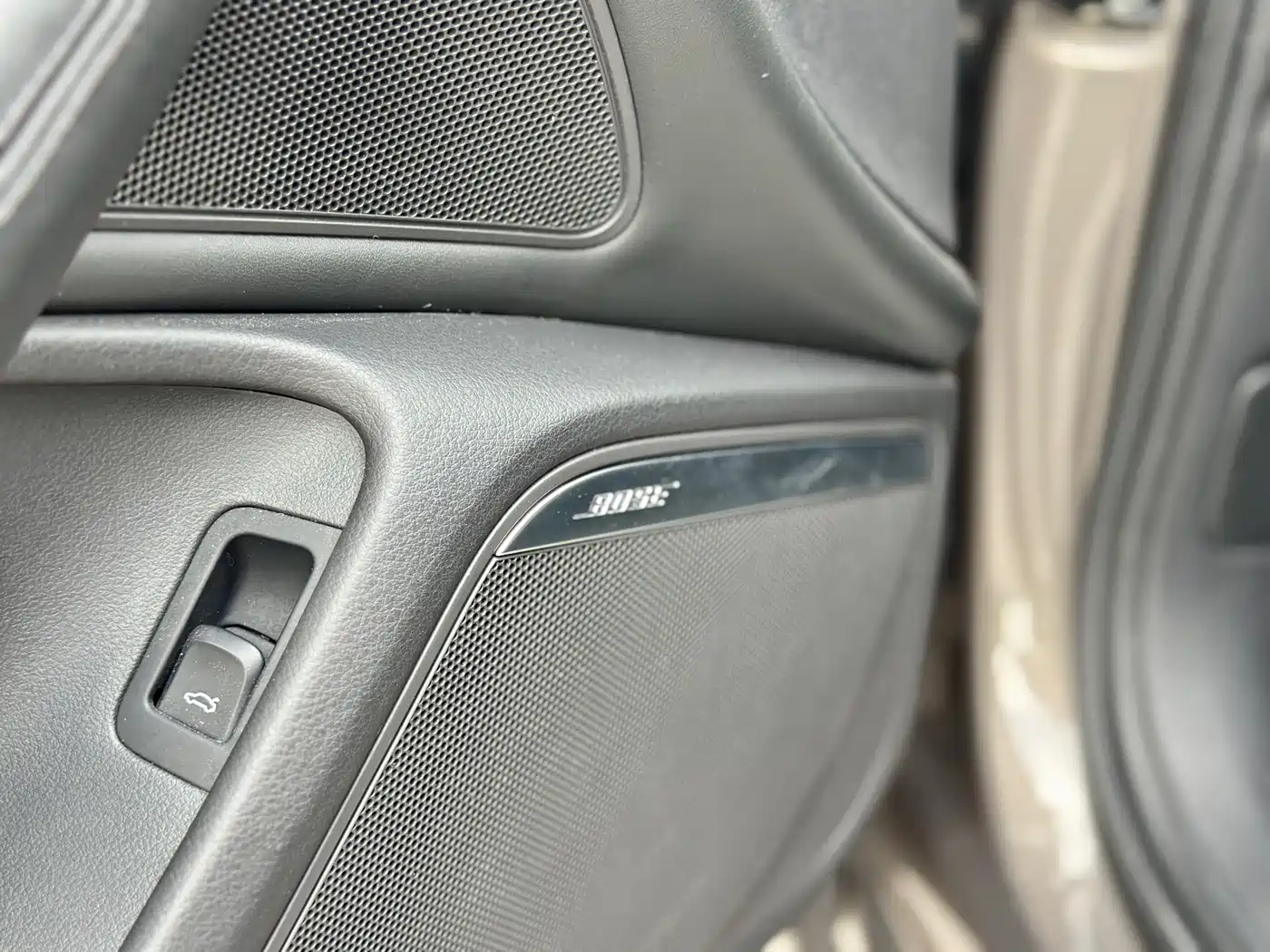 Photo 21 - Audi A6L