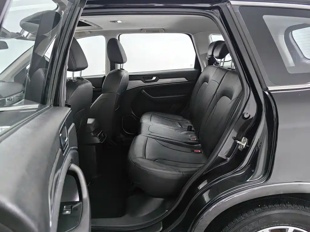 Photo 15 - Haval H6