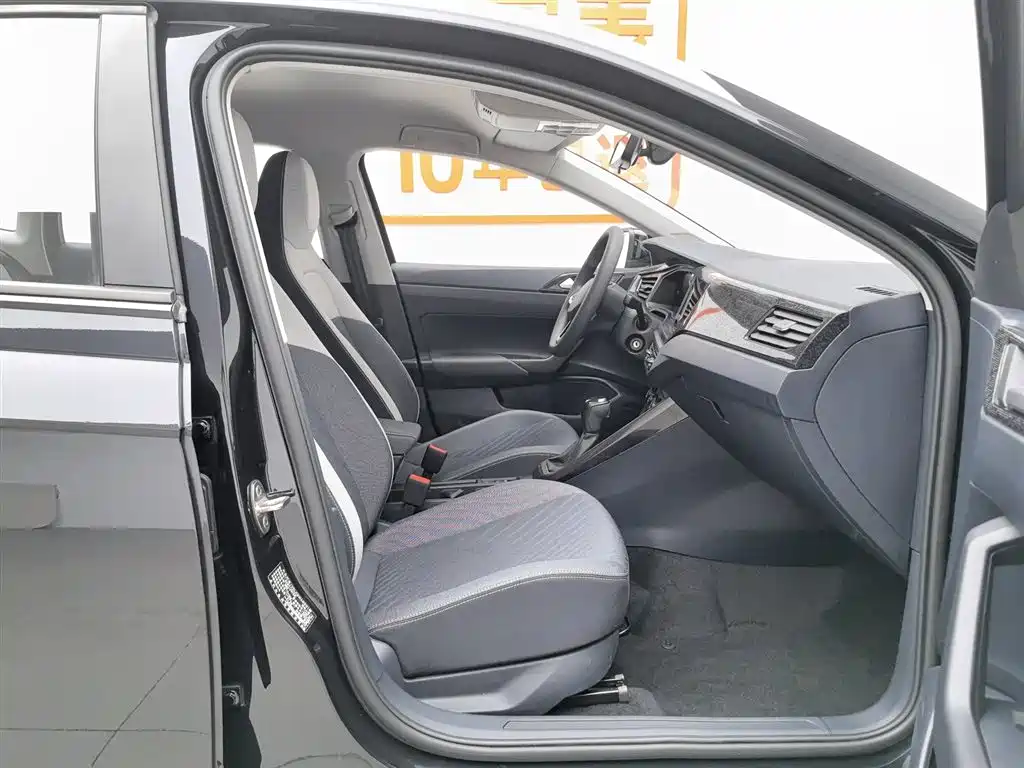 Volkswagen Lavida 2025 New Edge 1.5L Outstanding New Ease фото 23