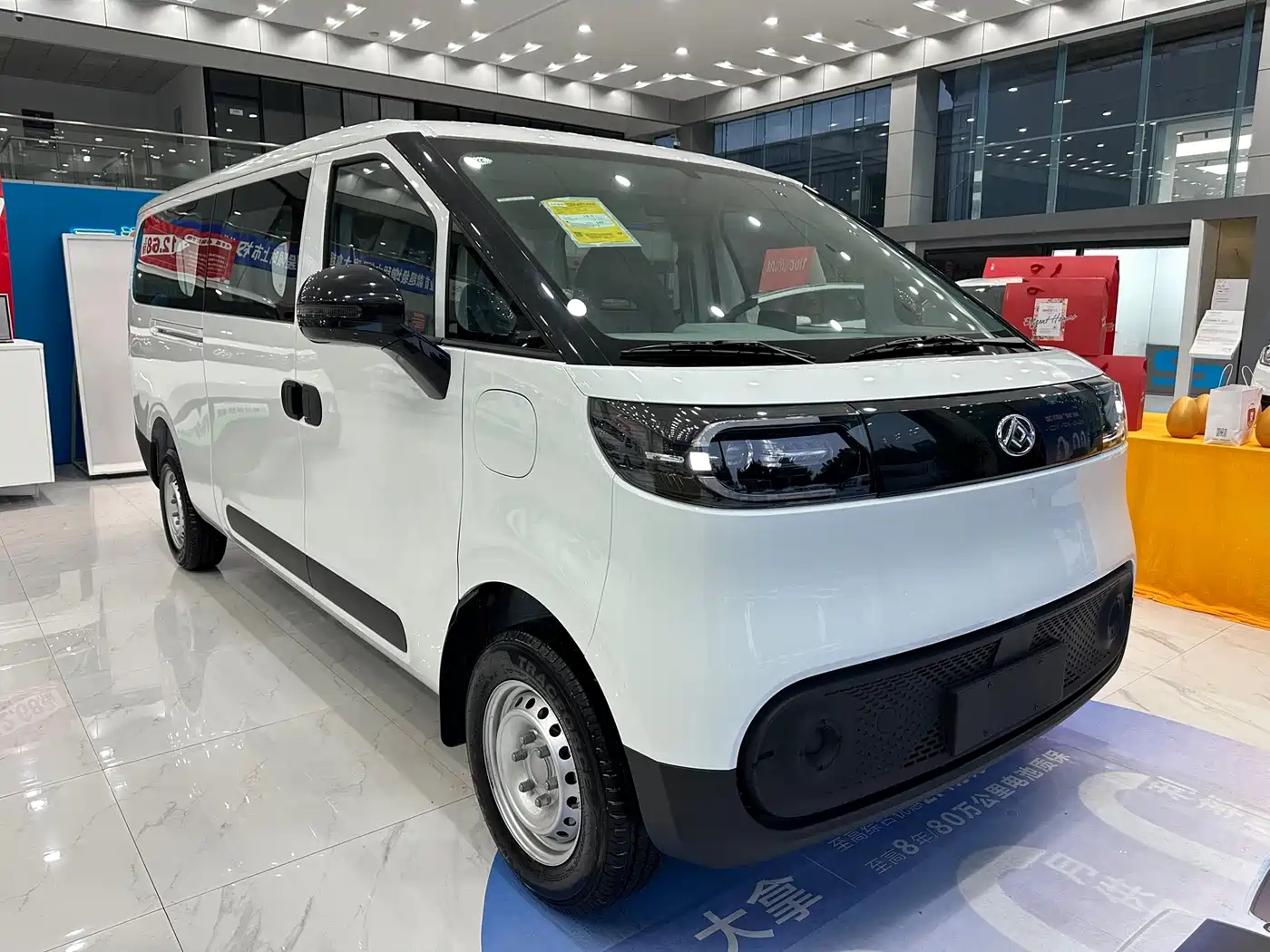 SAIC Maxus Dana V1L фото 3