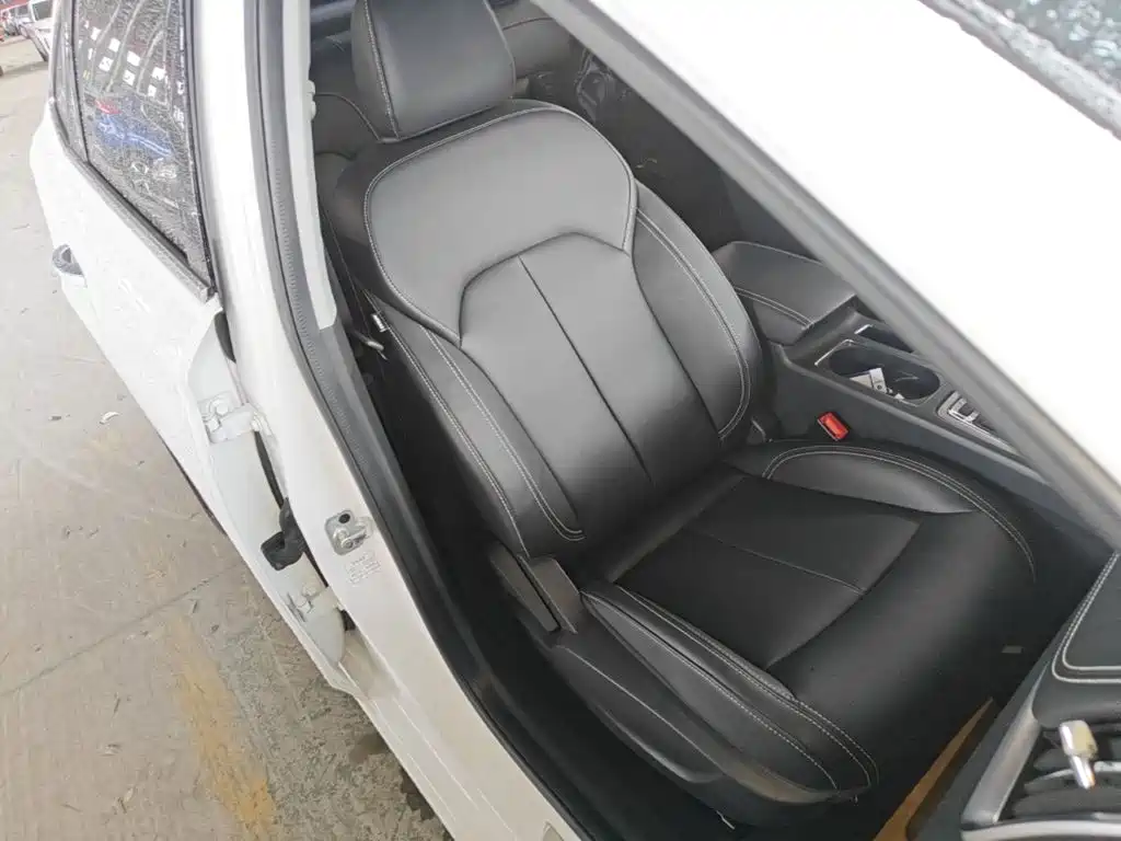 Roewe i6 2018 2018 20T Automatic Flagship Edition
