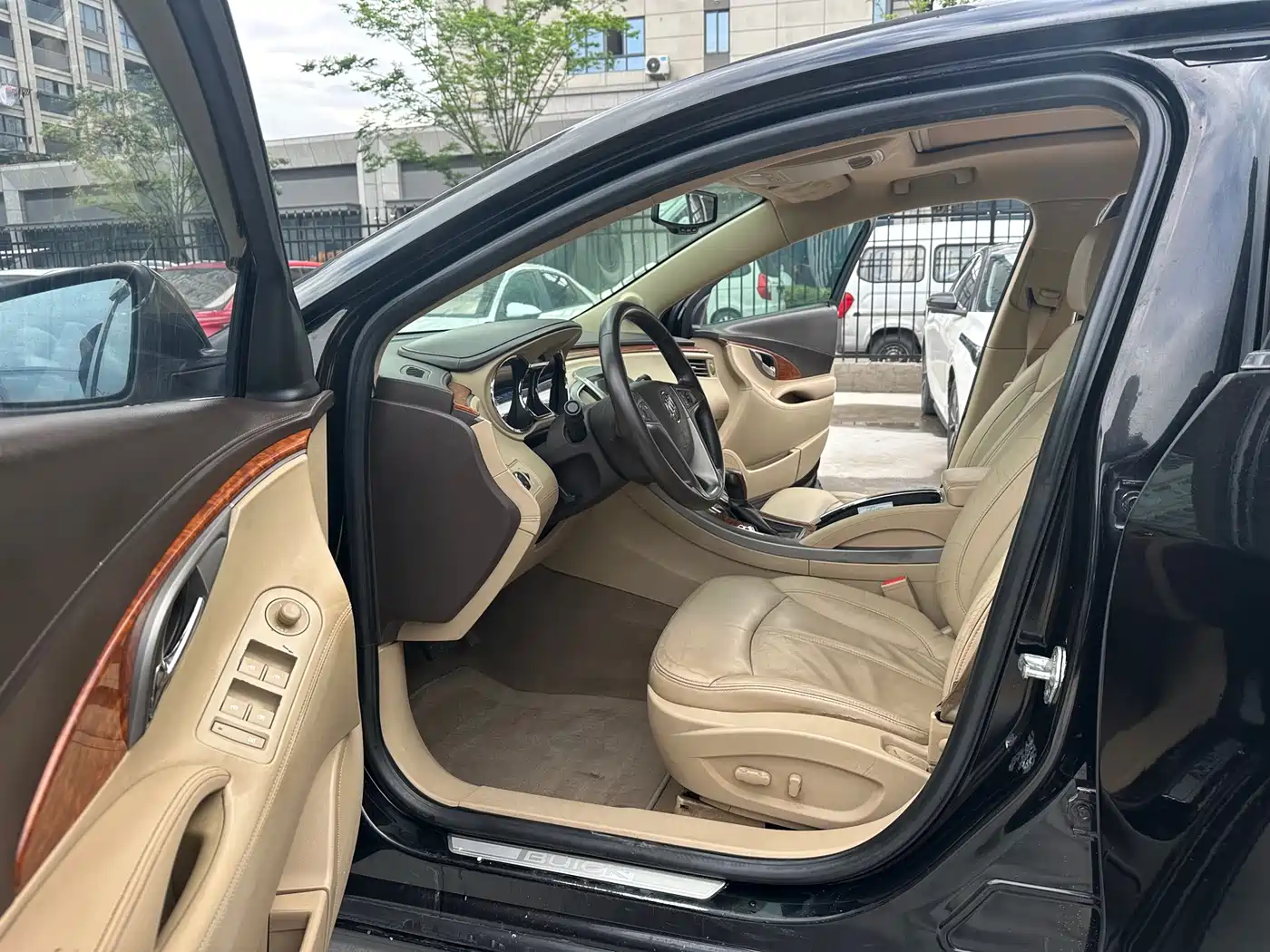 Buick LaCrosse 2012 2.4L SIDI Luxury Edition фото 13