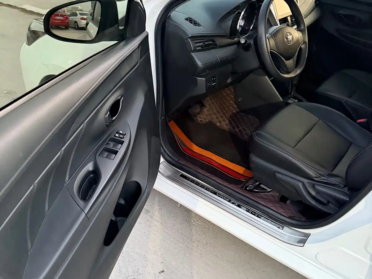 Toyota Vios FS 2019 1.5L CVT Fengchi Edition фото 7