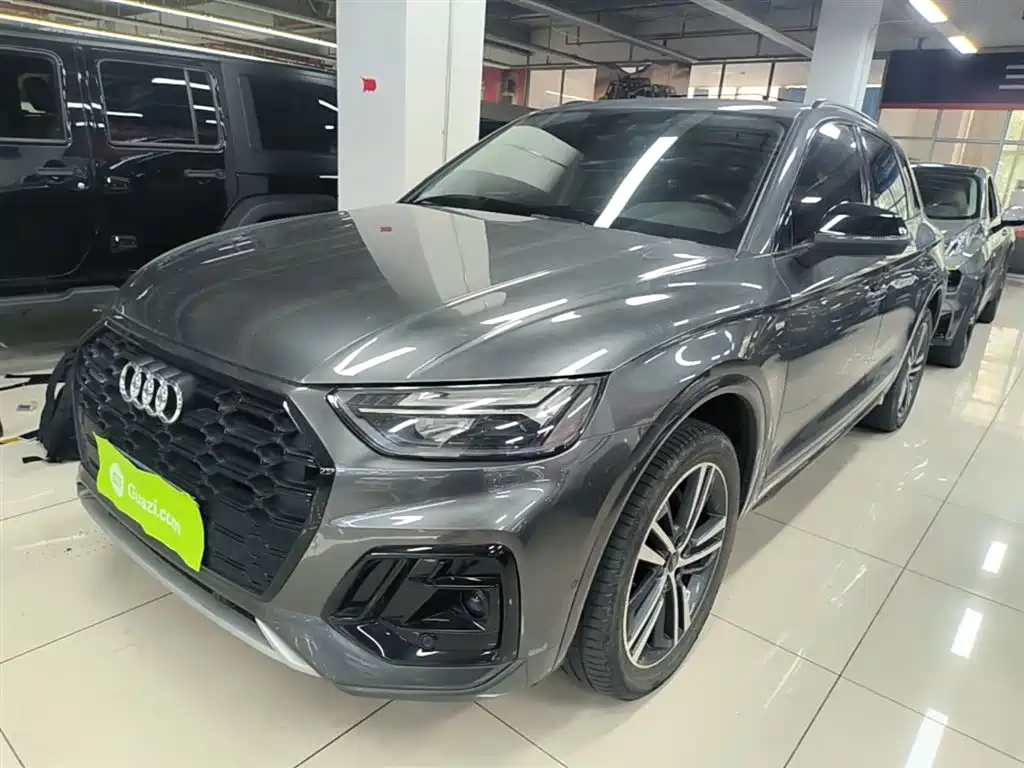 Audi Q5L 2022 40T Luxury Dynamic