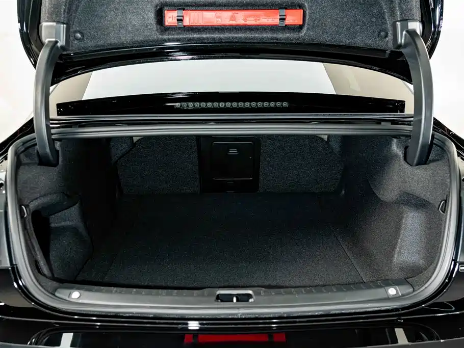 Volvo S90 2025 2026 B5 Zhiyuan Luxury Edition