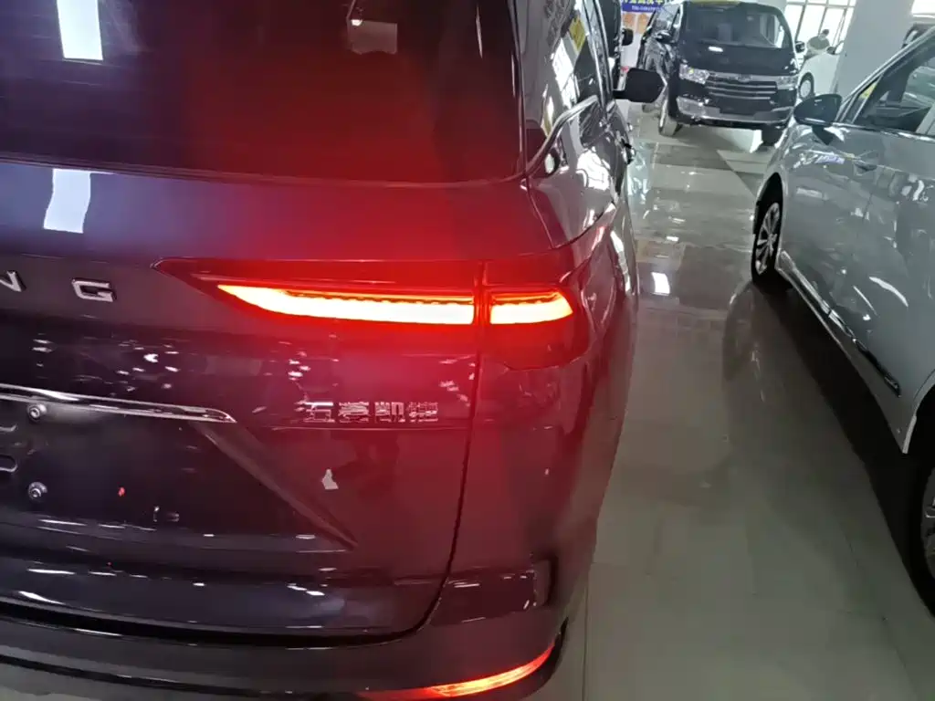 Wuling Motors Wuling Victory 2022 2022 280T 1.5T CVT Flagship