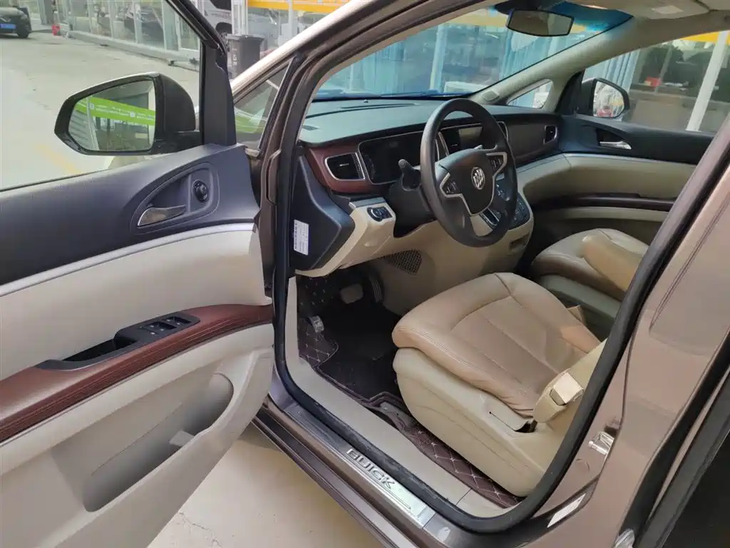 Buick GL8 2017 25S Comfort China V фото 16