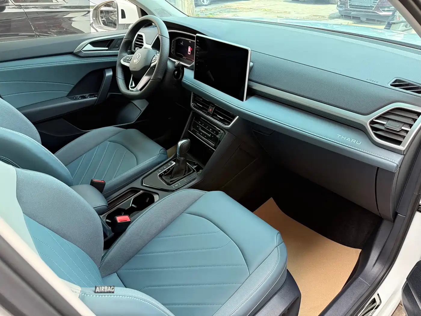 Volkswagen Tharu 2024 300TSI 2WD Full Moon Edition фото 11