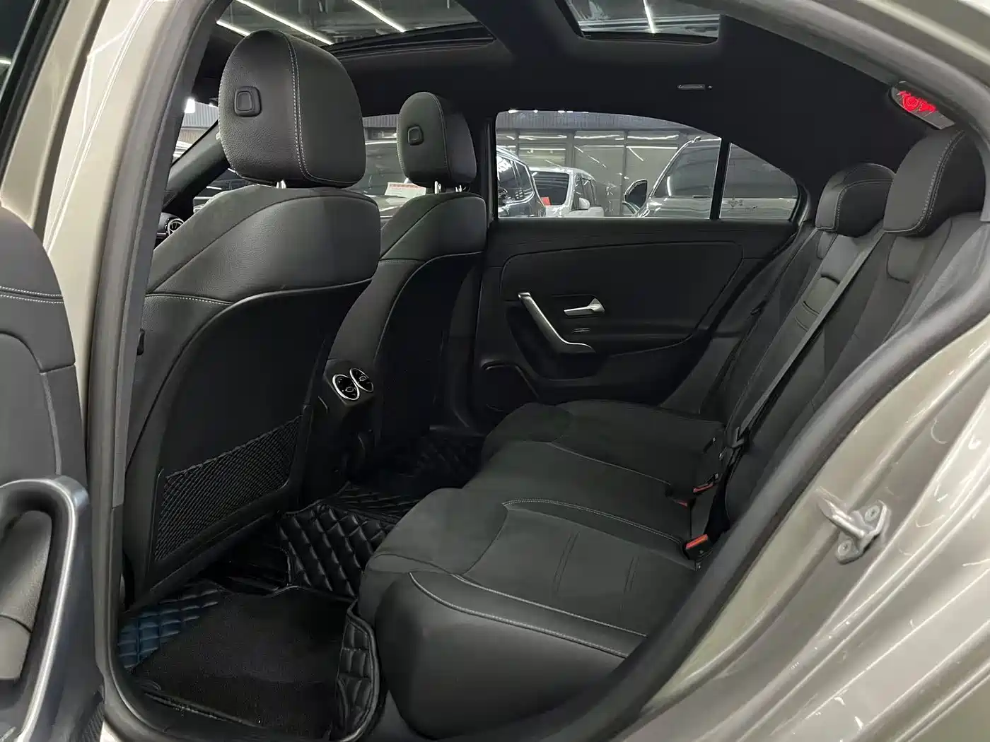 Mercedes-Benz A-Class 2022 Facelift II A 200 L Sport Sedan Fashion фото 8
