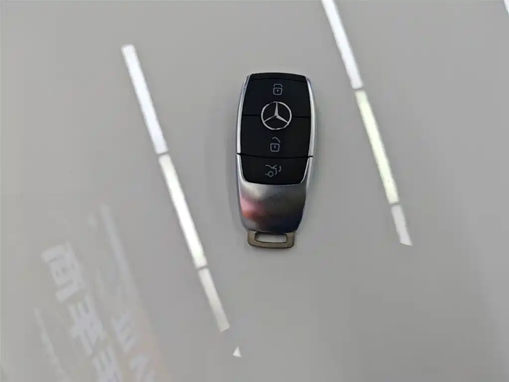 Mercedes-Benz GLC 2021 GLC 260 L 4MATIC Sporty фото 15